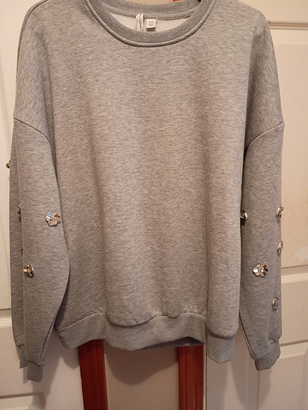 Women's Flower Sleeve Sweatshirt